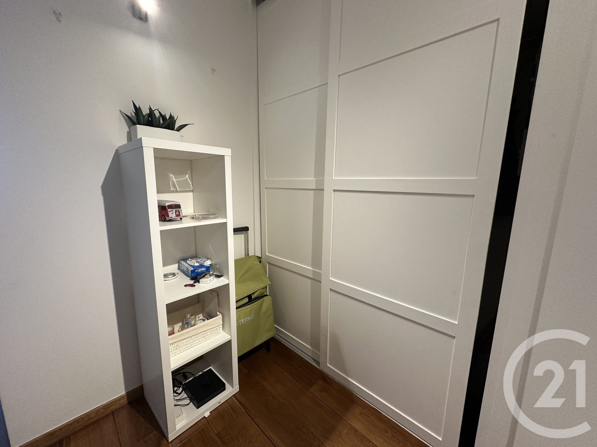 Appartement Rue Paul Valéry à Paris