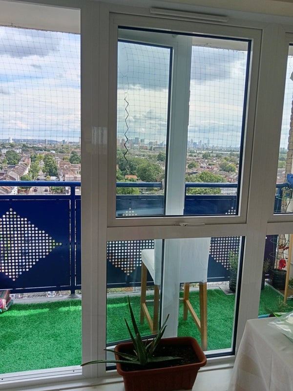 Flat Lea Bridge Road in Greater London