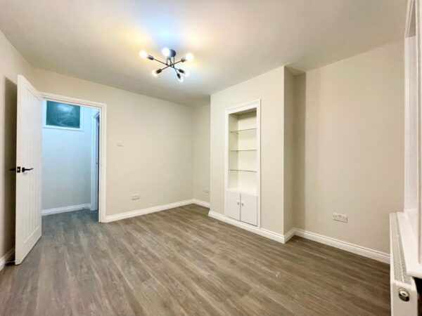 Flat Watling Street in Dartford