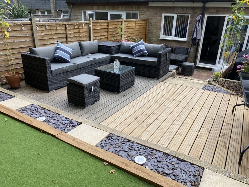 Room Arden Road in Crawley