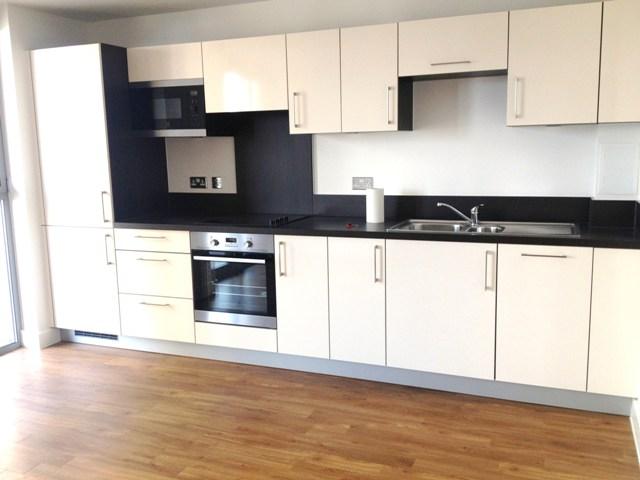 Flat Vian Street in Greater London