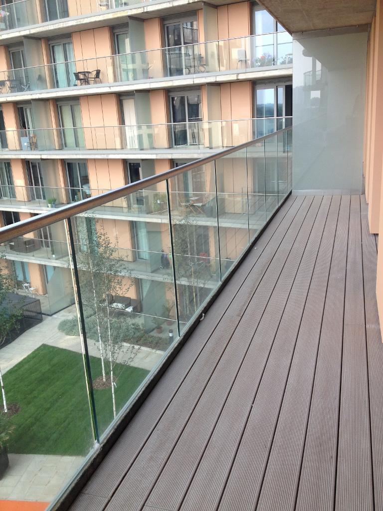Flat Vian Street in Greater London