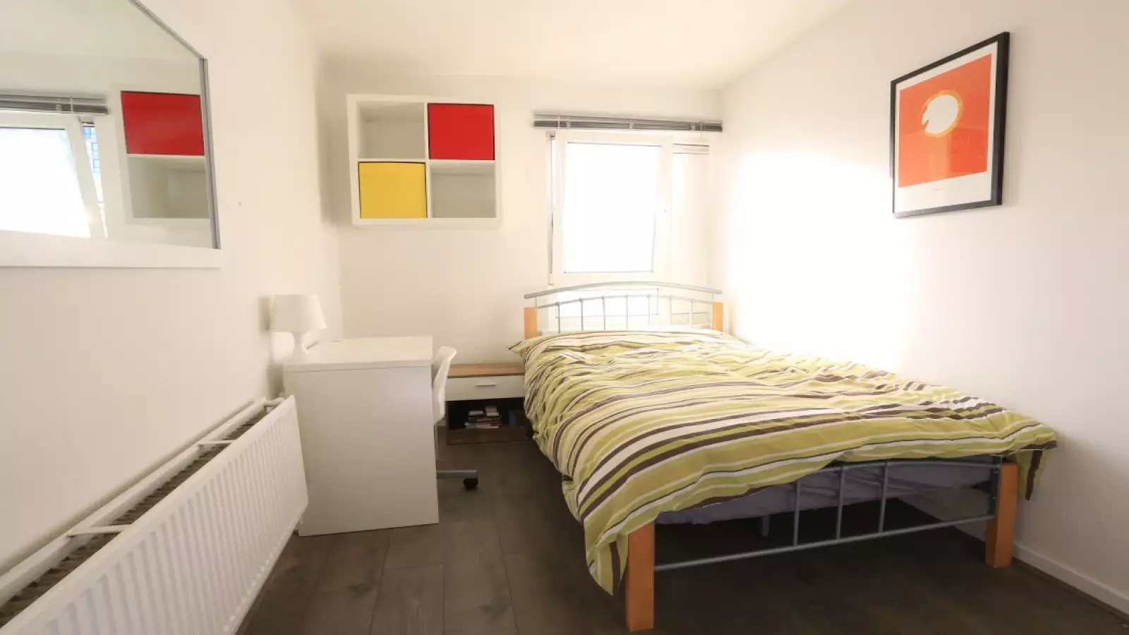 Flat Burcham Street in Greater London