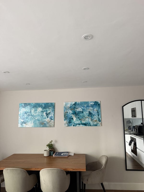 Flat Kempsford Gardens in Greater London