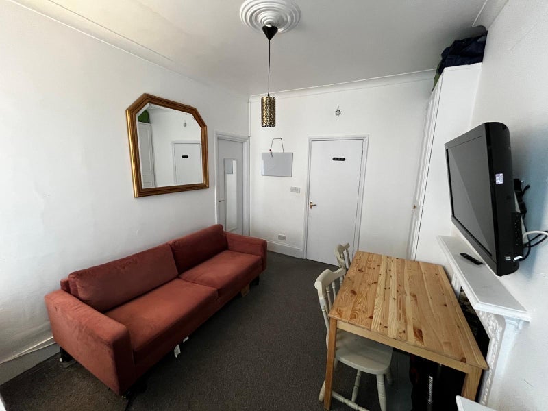 Room Franciscan Road in Greater London