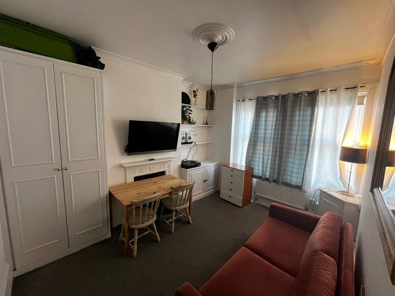 Room Franciscan Road in Greater London