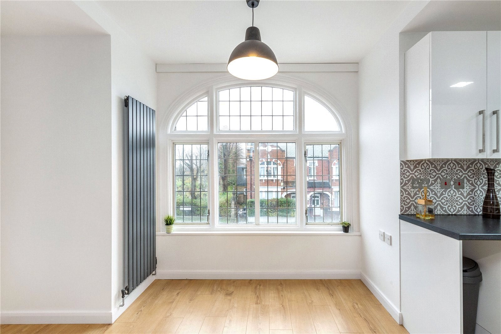 Flat Inglethorpe Street in Greater London
