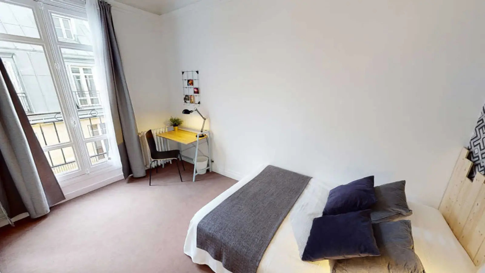 Chambre Boulevard Malesherbes à Paris