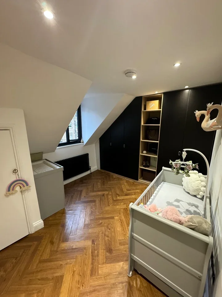 Flat Esmond Road in Greater London