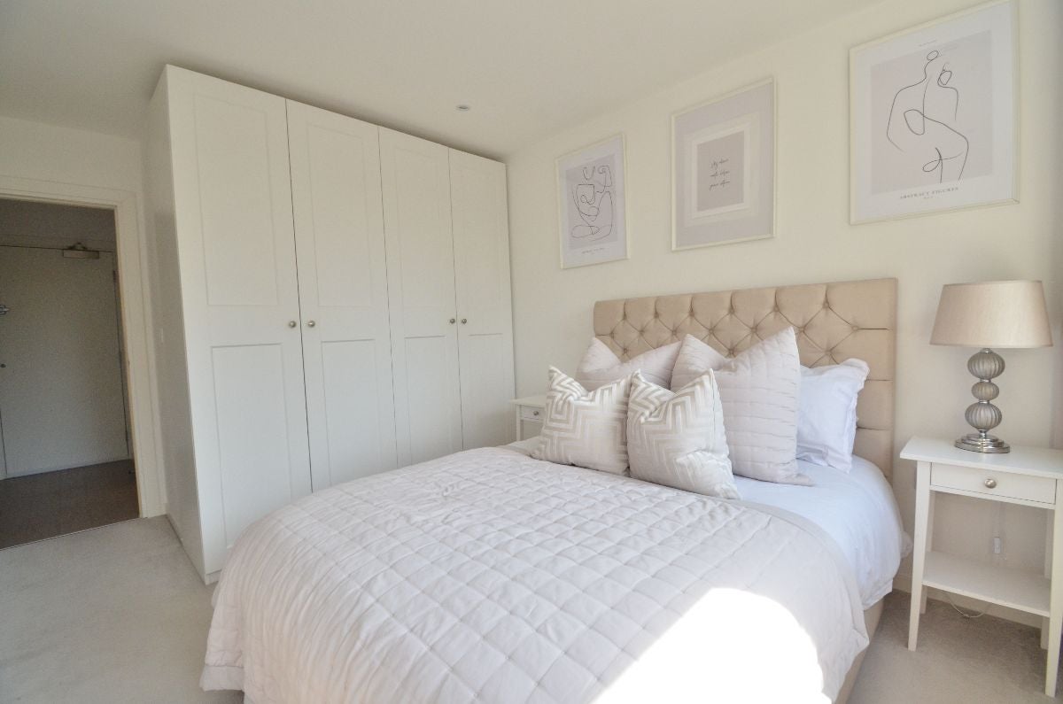 Flat Hubert Road in Brentwood