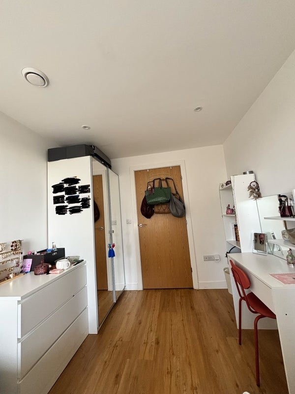Room Advent Way in Manchester