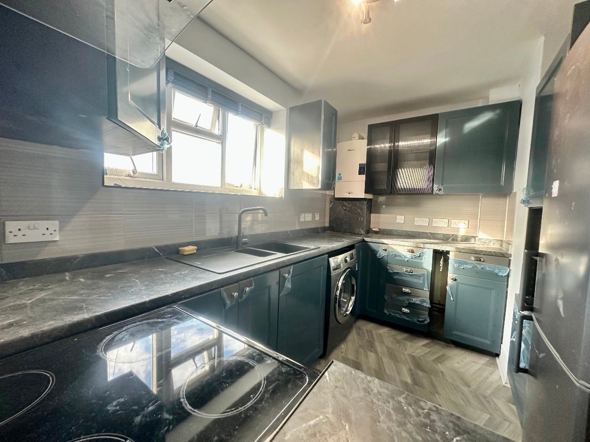 Flat Dartfields in Greater London