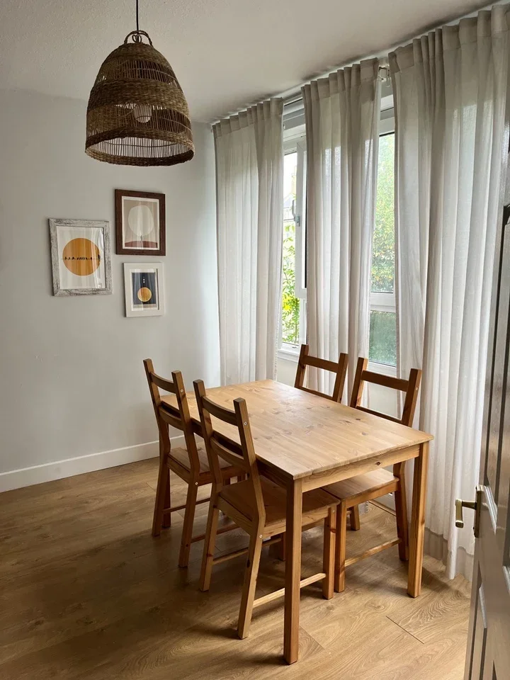 Room Peckford Place in Greater London