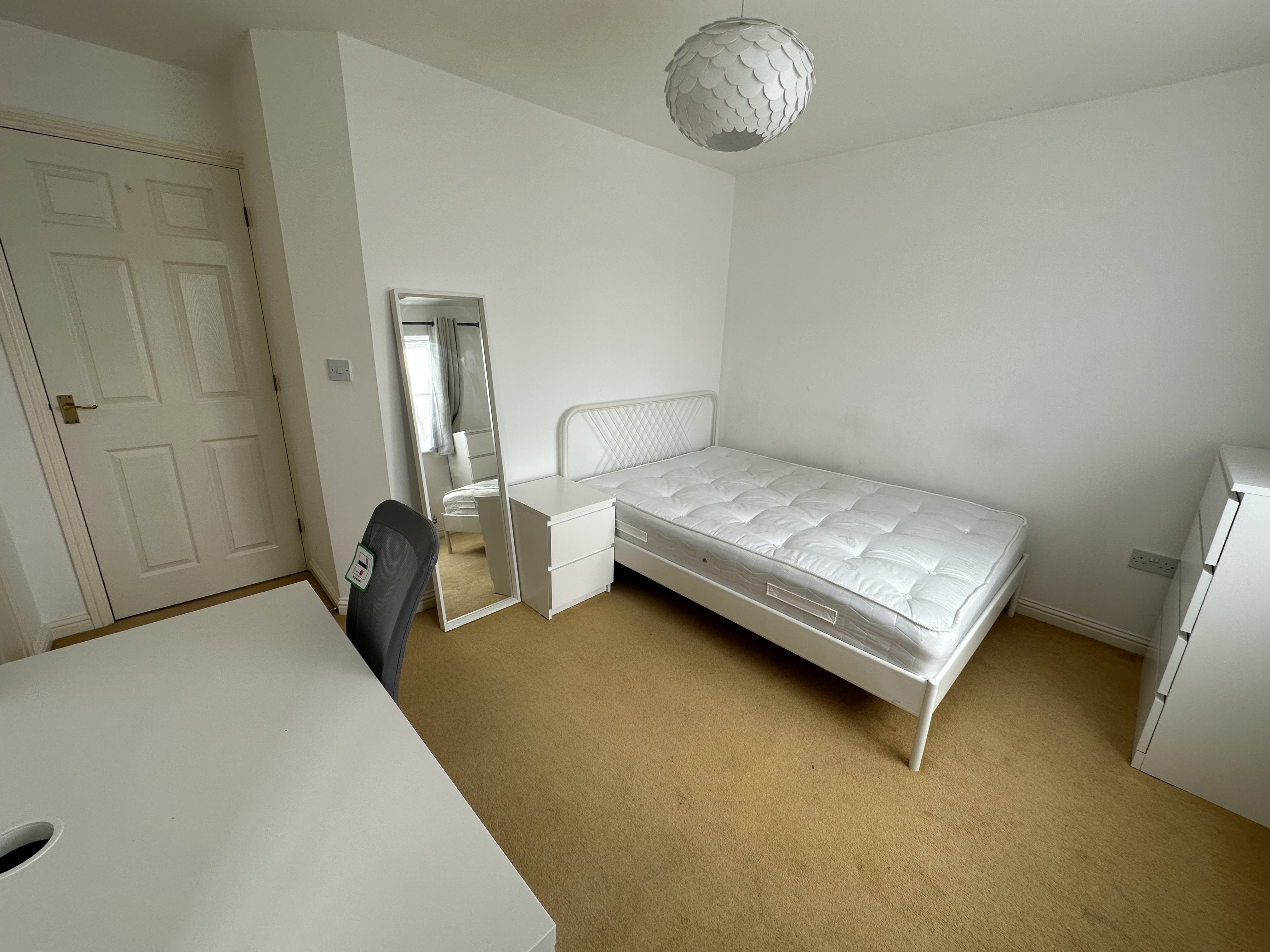 House Mavish Close in Norwich