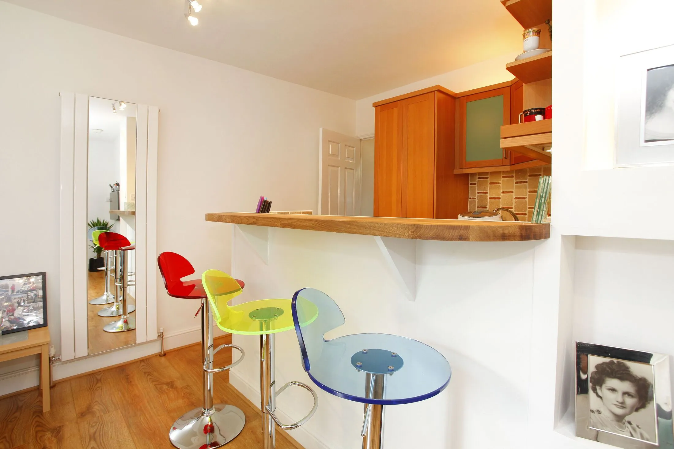 Flat Harrow Road in City of Westminster