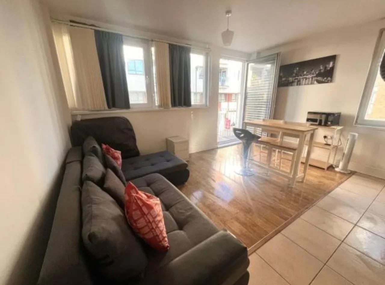 Flat Foxwell Street in Greater London
