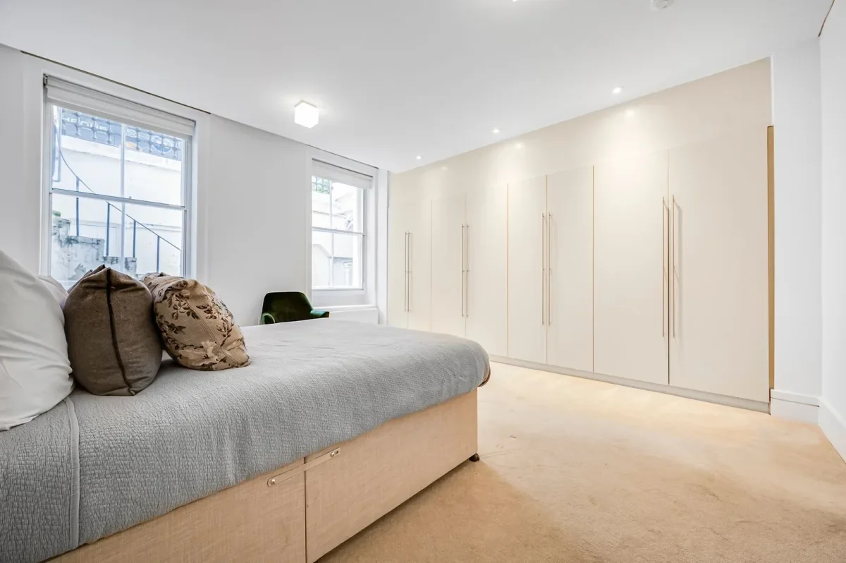 Flat Harley Street in City of Westminster