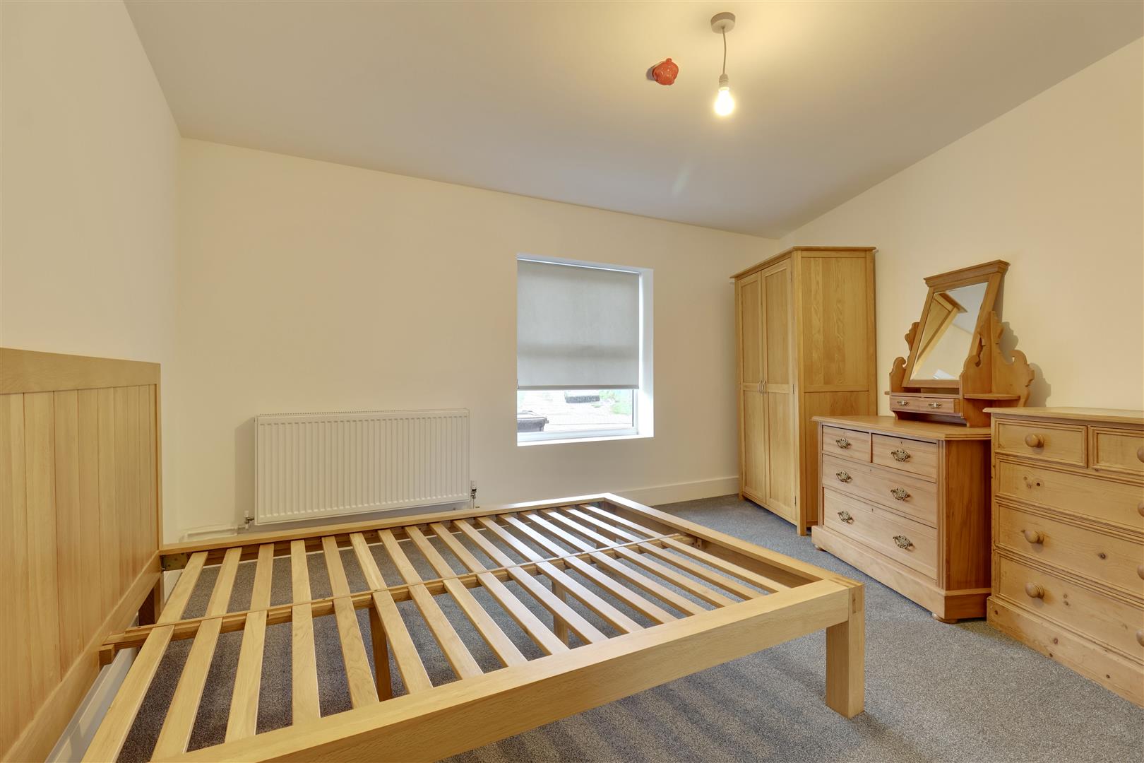 Room Stride Avenue in Portsmouth