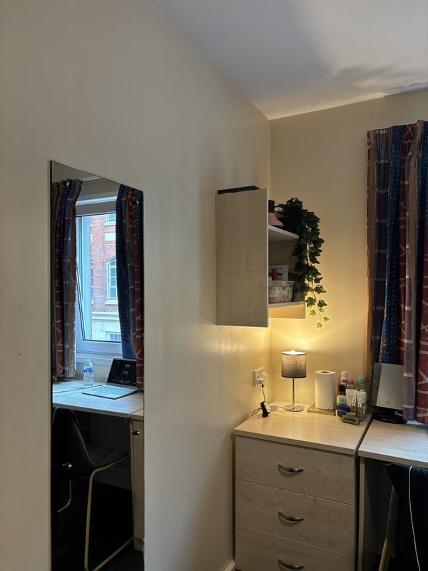 Room King Street in Leicester