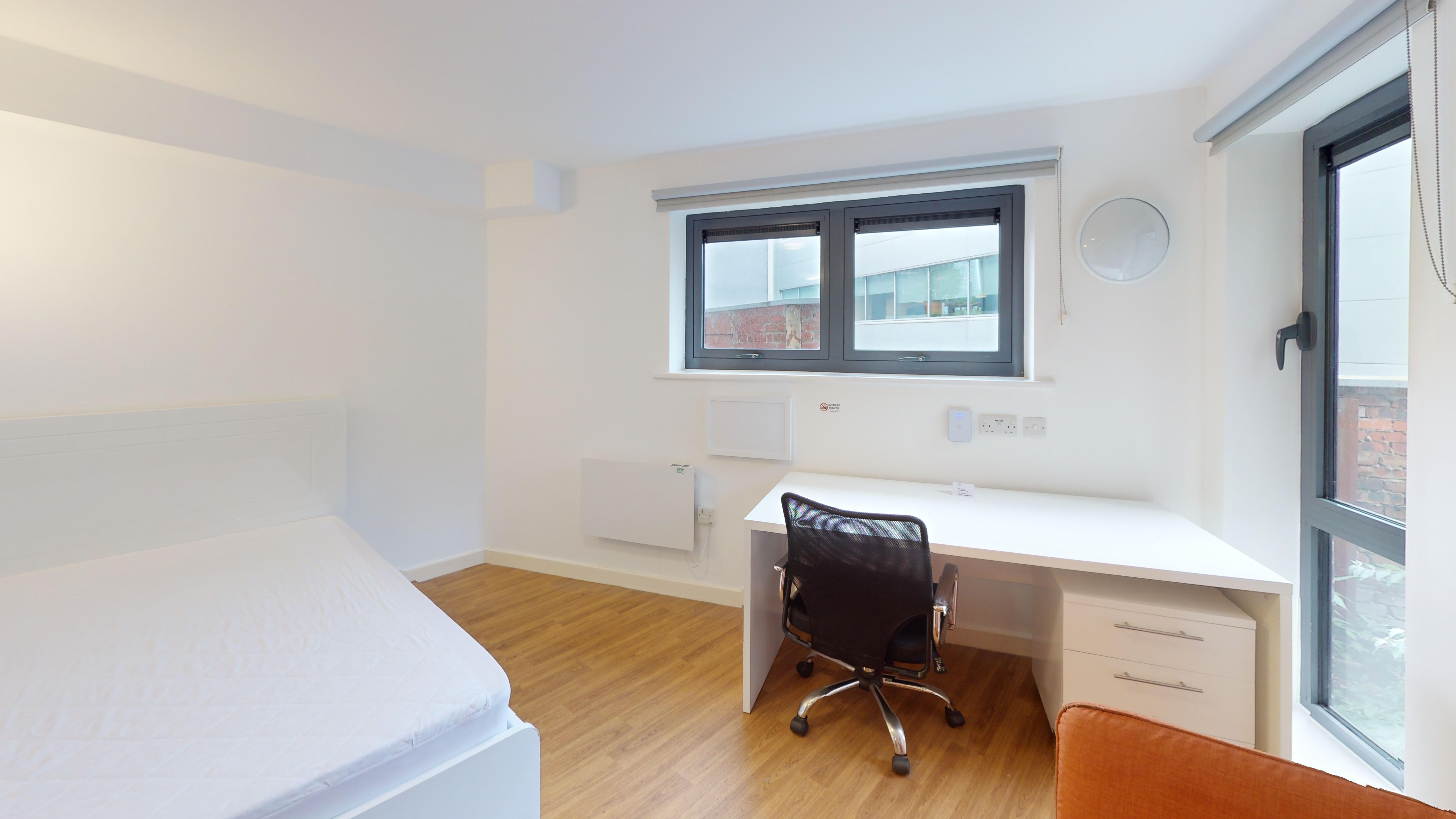 Room Pitt Street in Newcastle upon Tyne