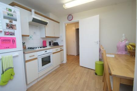 Flat Wylye Road in Tidworth