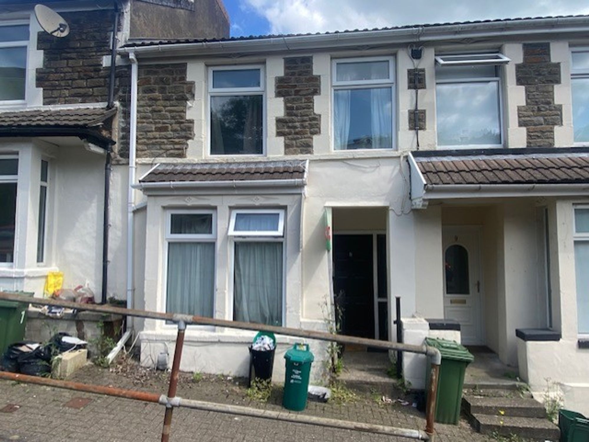 House St. Michael's Avenue in Pontypridd