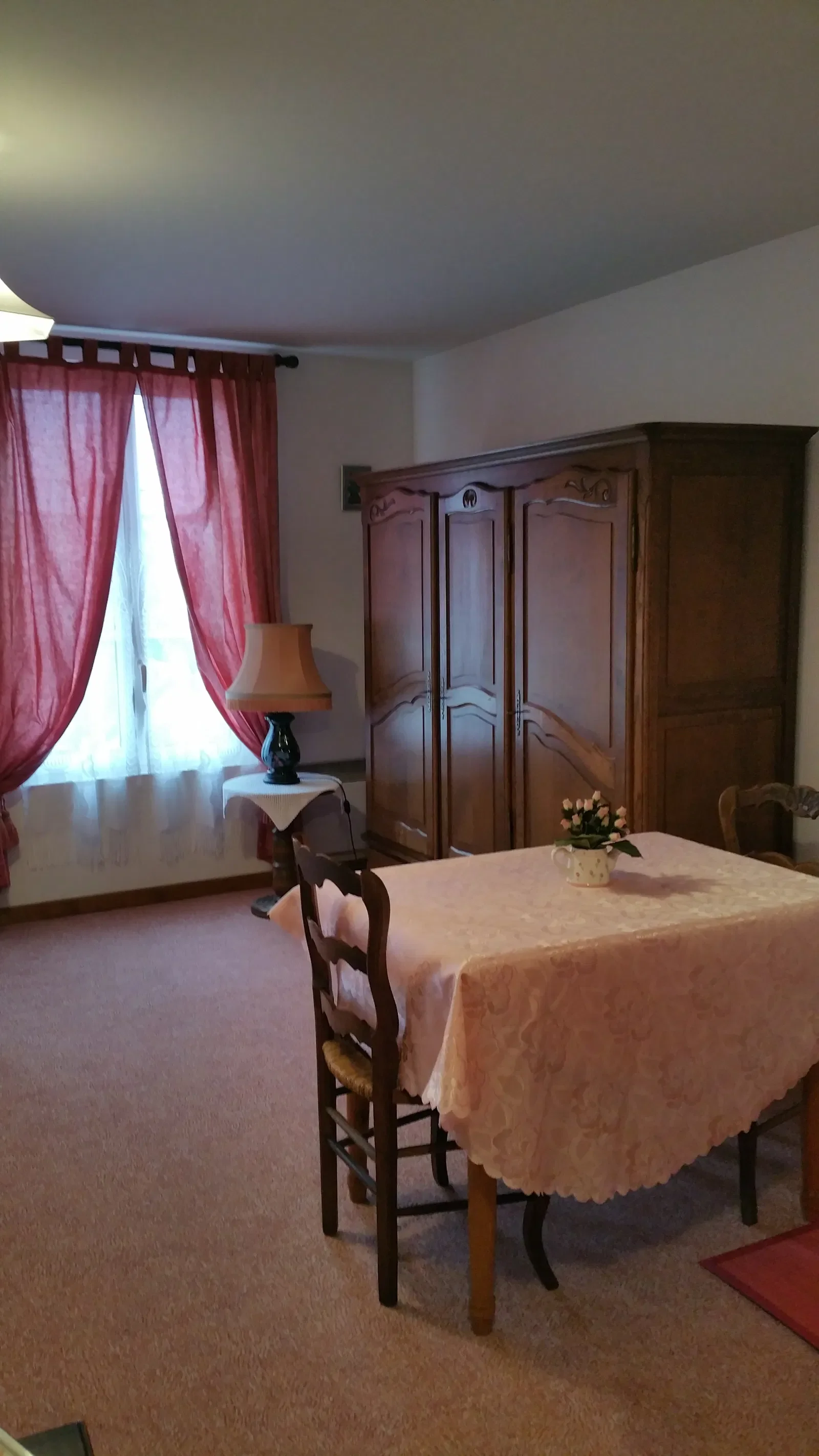 Room Grande Rue in Saint-Aubin-en-Bray