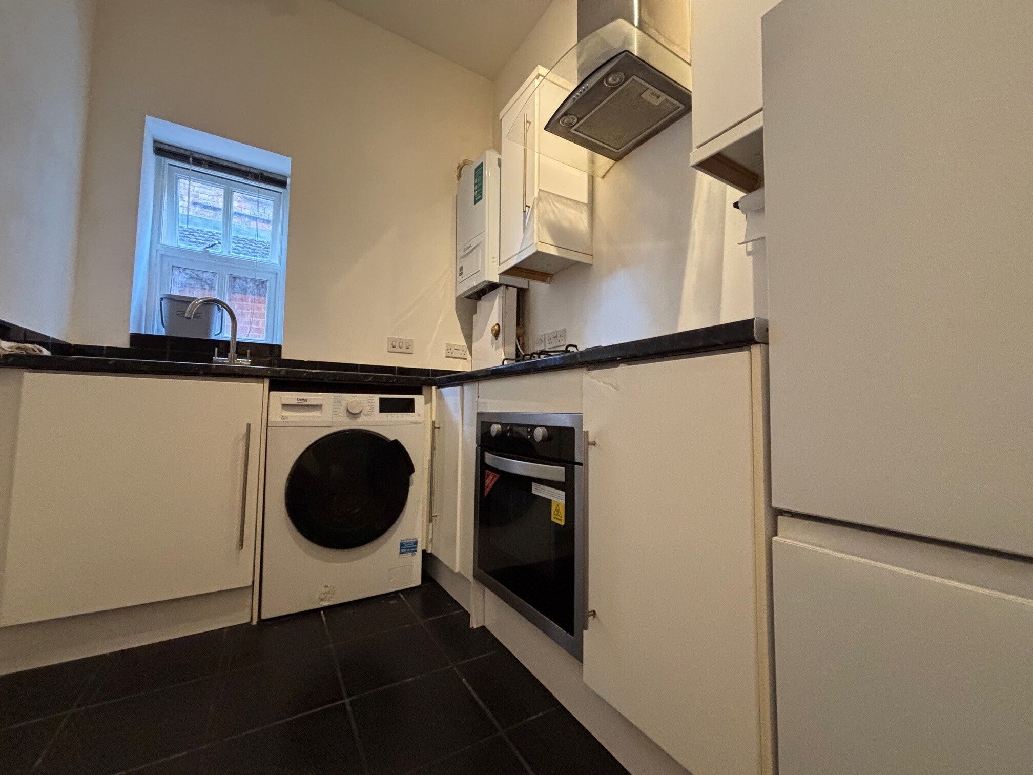 Flat Lansdowne Road in Bedford