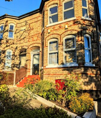 Flat Wellington Road in Manchester