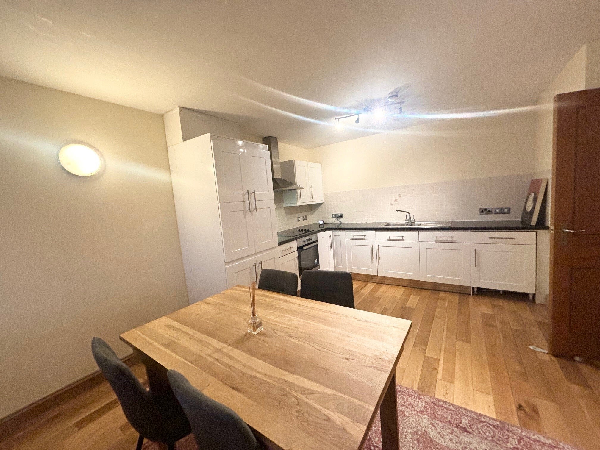 Flat The Ropewalk in Nottingham