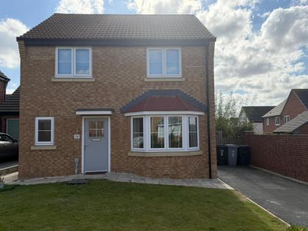 Flat Walnut Close in East Lindsey