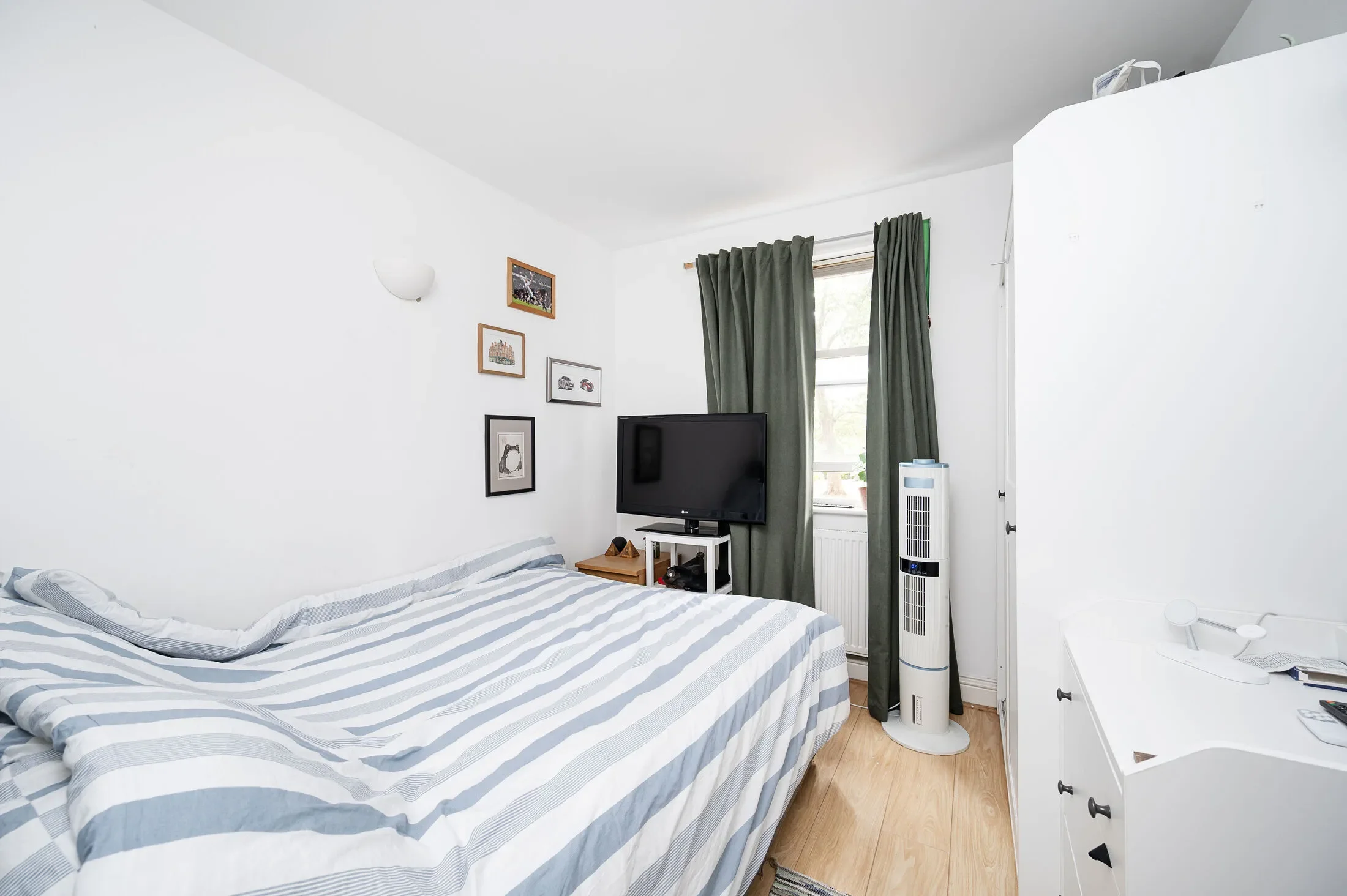 House Goldman Close in Greater London
