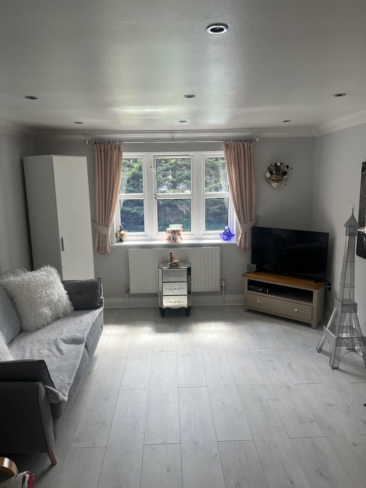 Flat Mawney Road in Greater London