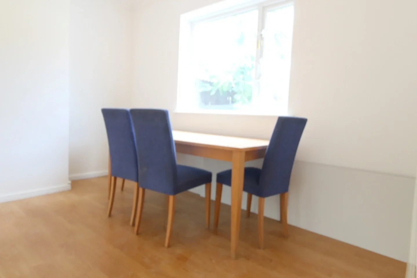 Room Charlton Park Road in Greater London