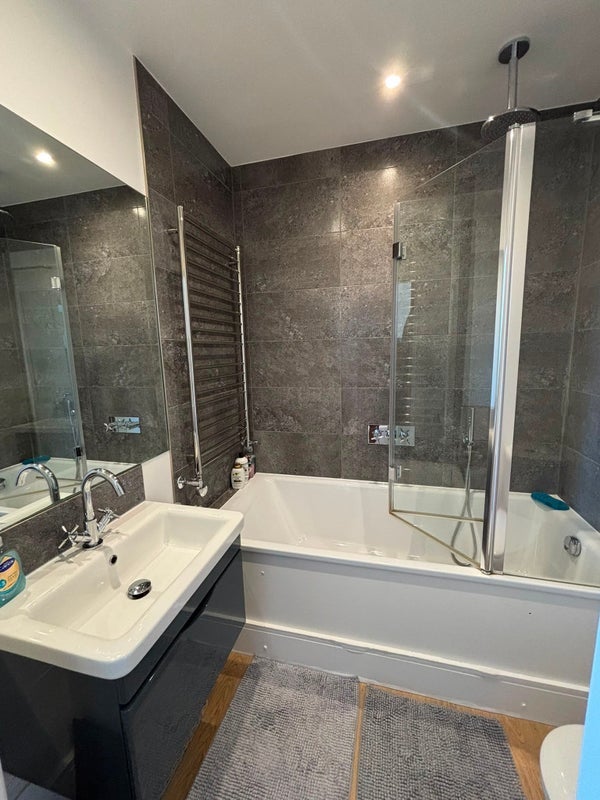 Room Carpenter's Place in Greater London