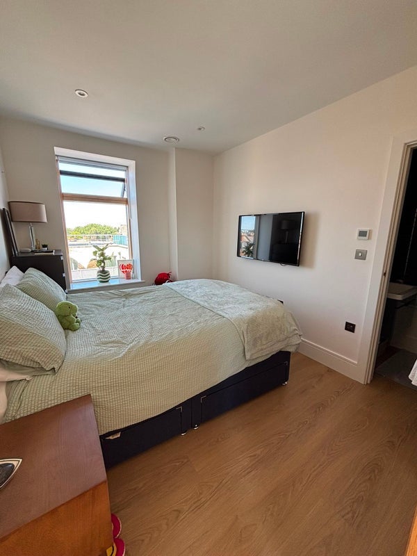Room Carpenter's Place in Greater London