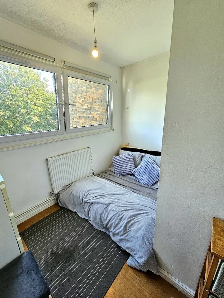 Room Chilton Street in Greater London