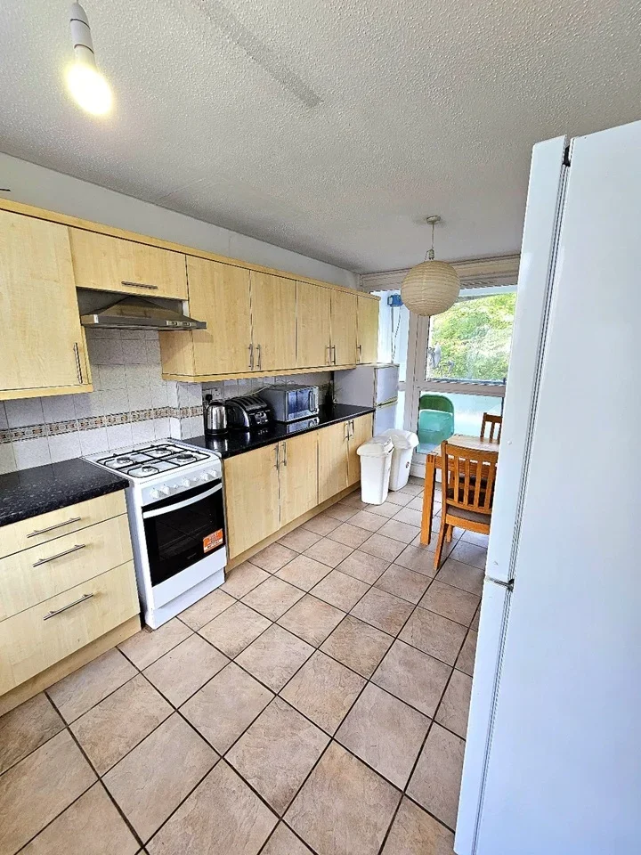 Room Chilton Street in Greater London