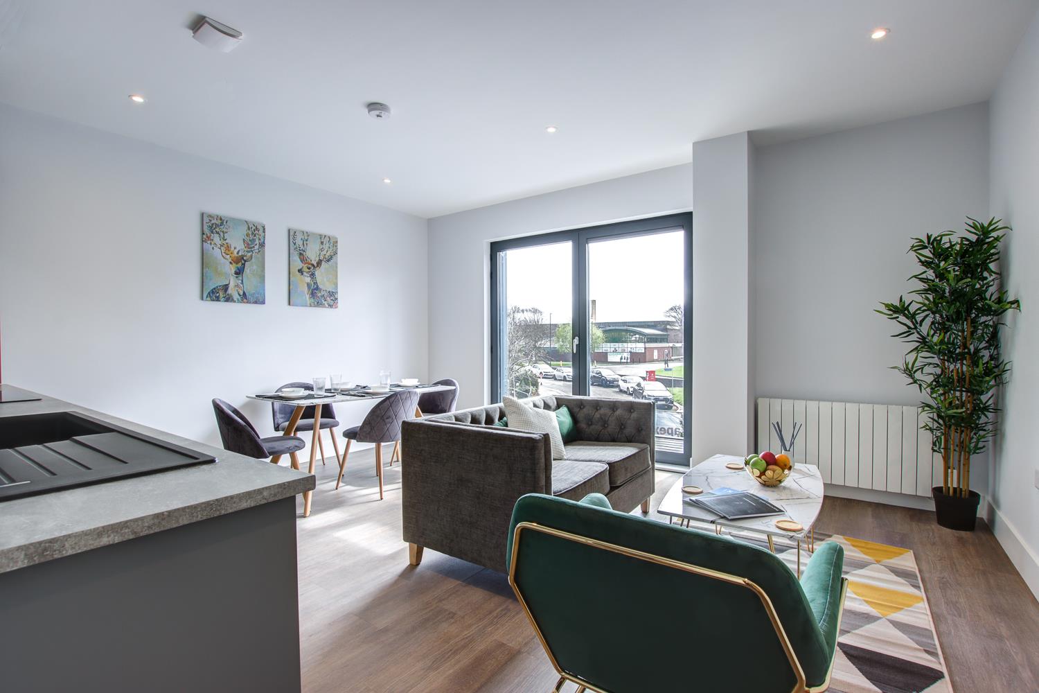 Flat Knightsbridge Court in Newcastle upon Tyne