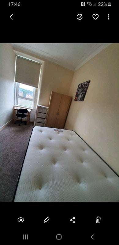 Flat Fulton Street in Glasgow