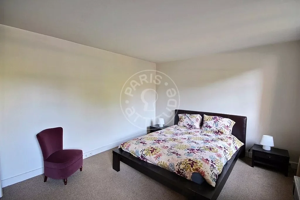 Appartement Rue Watteau à Paris