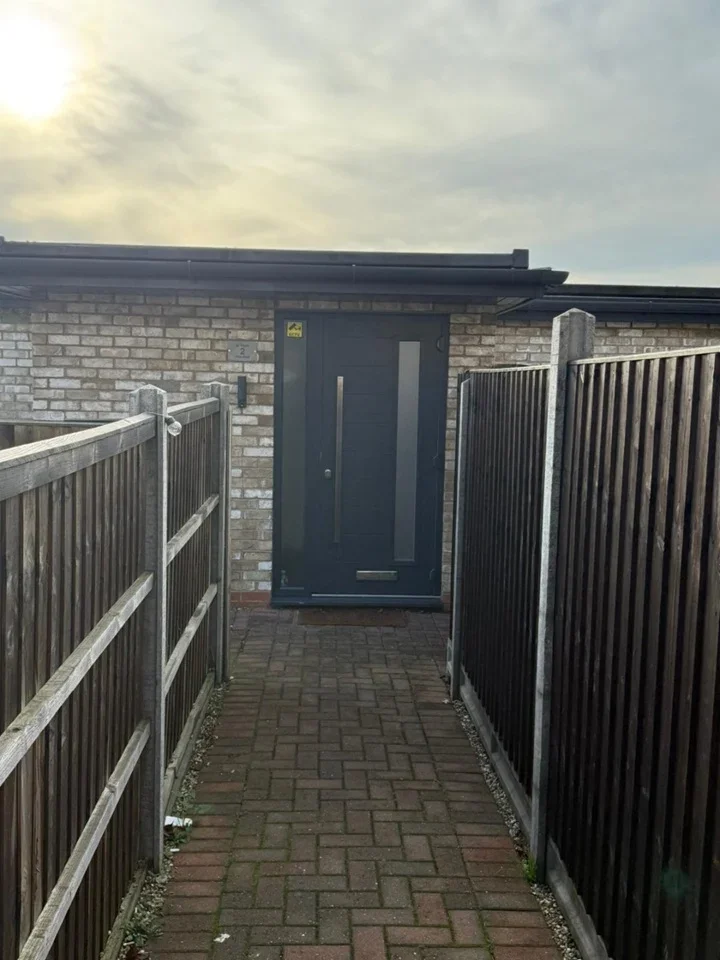 House Mowbrays Road in Greater London