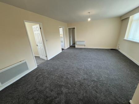 Flat Middleton Road in Manchester
