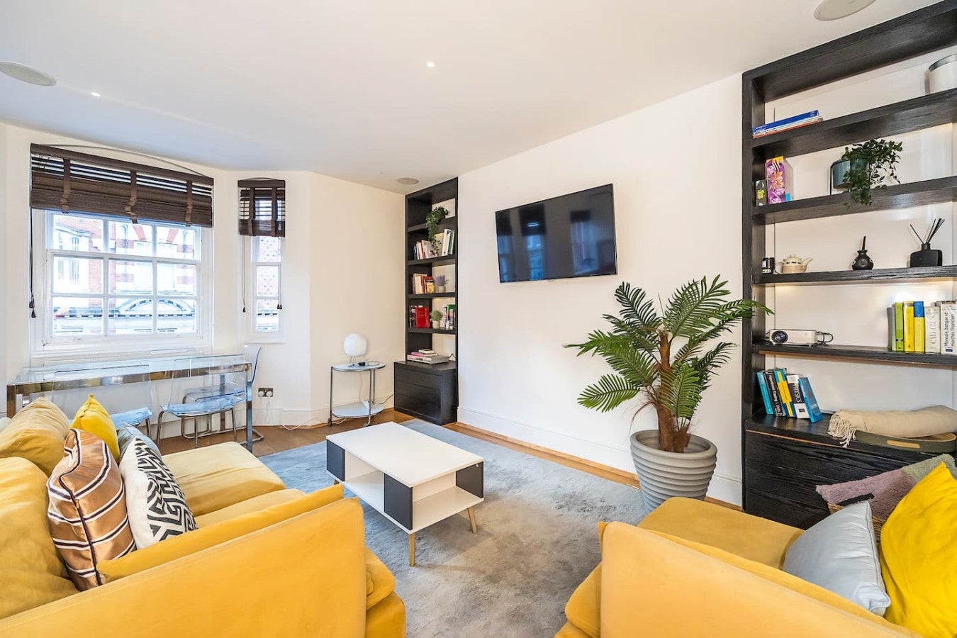 Flat Great Portland Street in City of Westminster