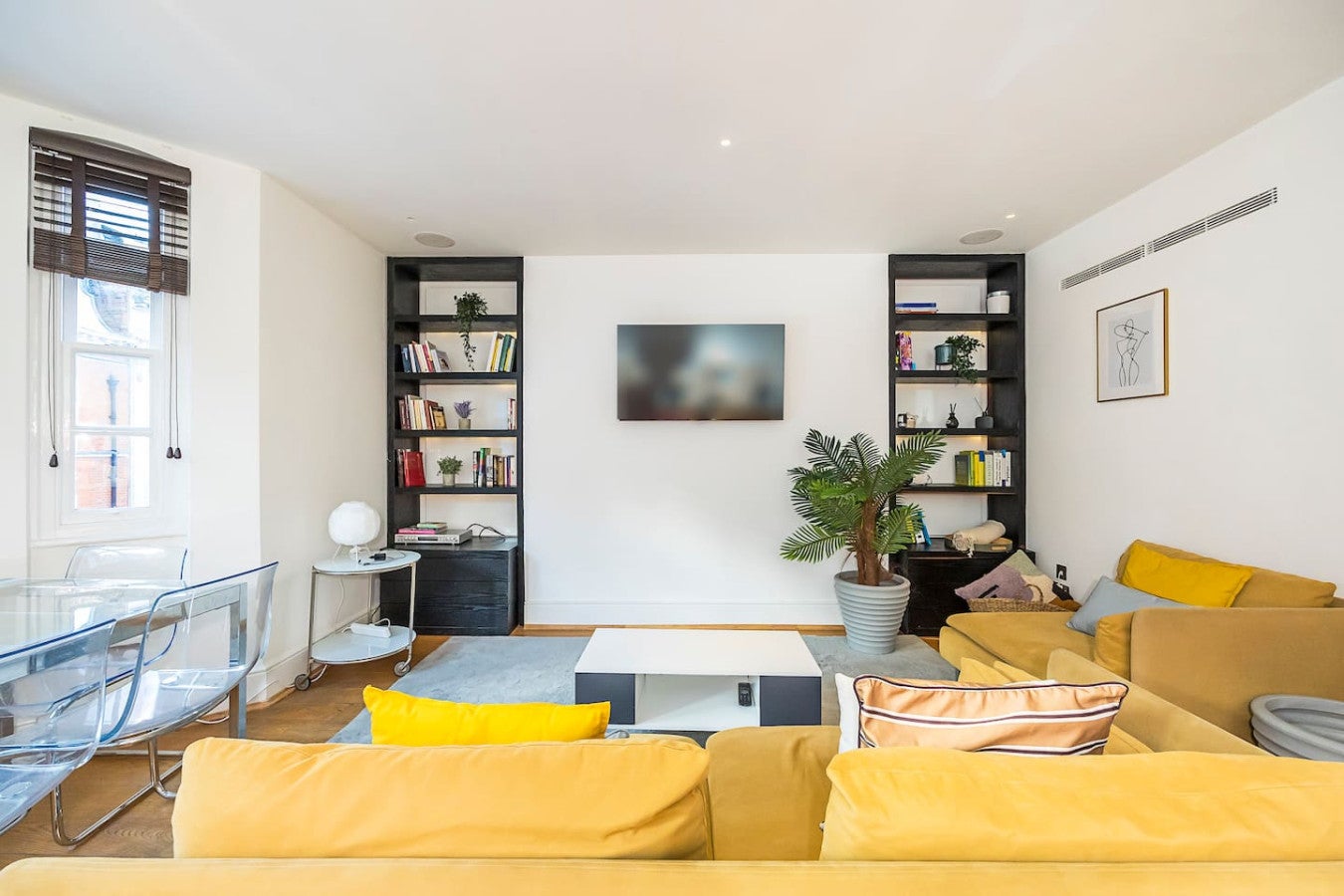 Flat Great Portland Street in City of Westminster