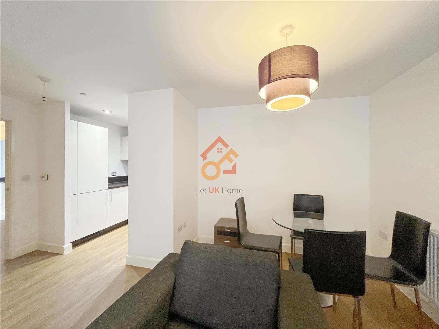 Flat Elmira Street in Greater London