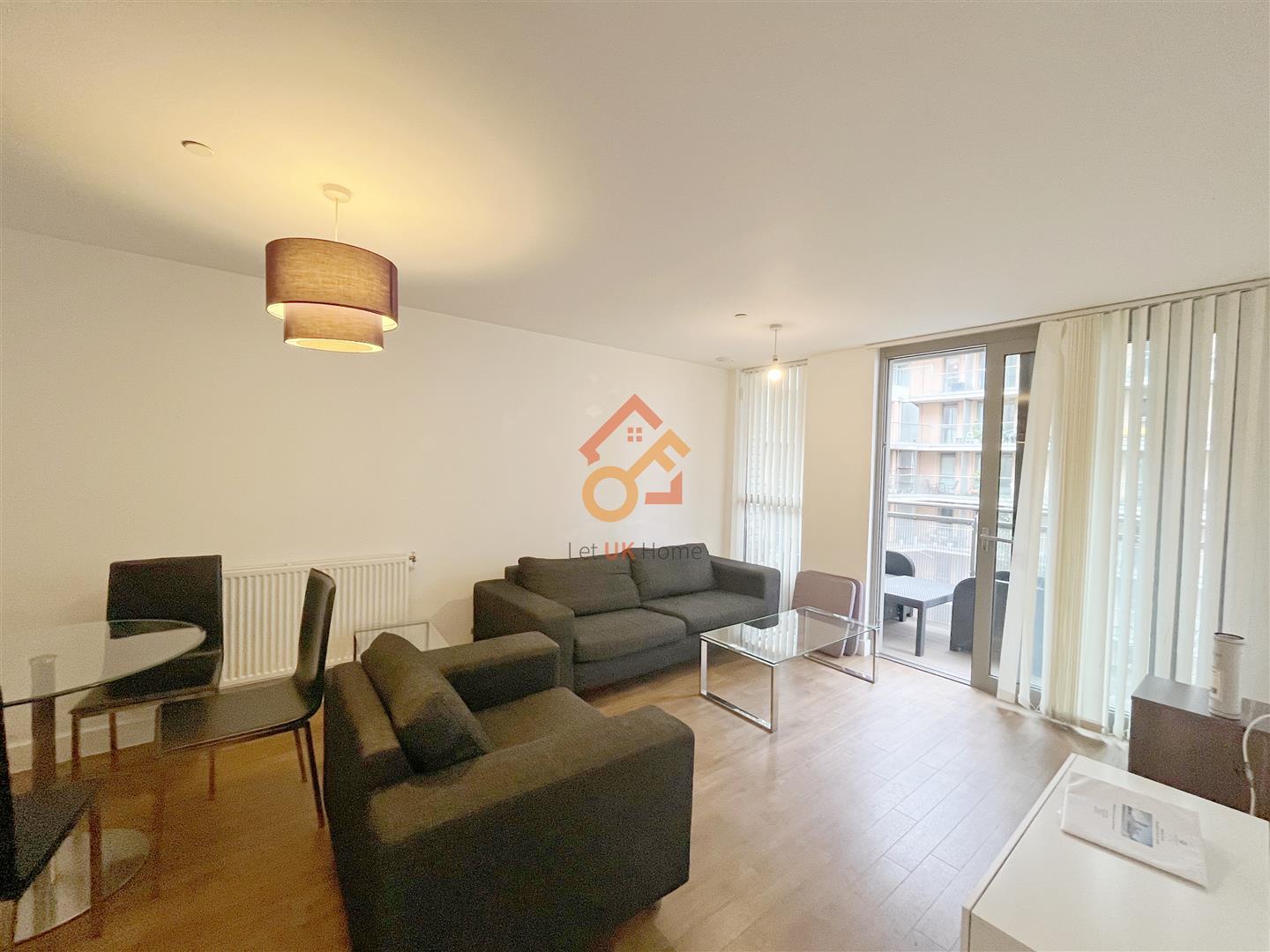 Flat Elmira Street in Greater London