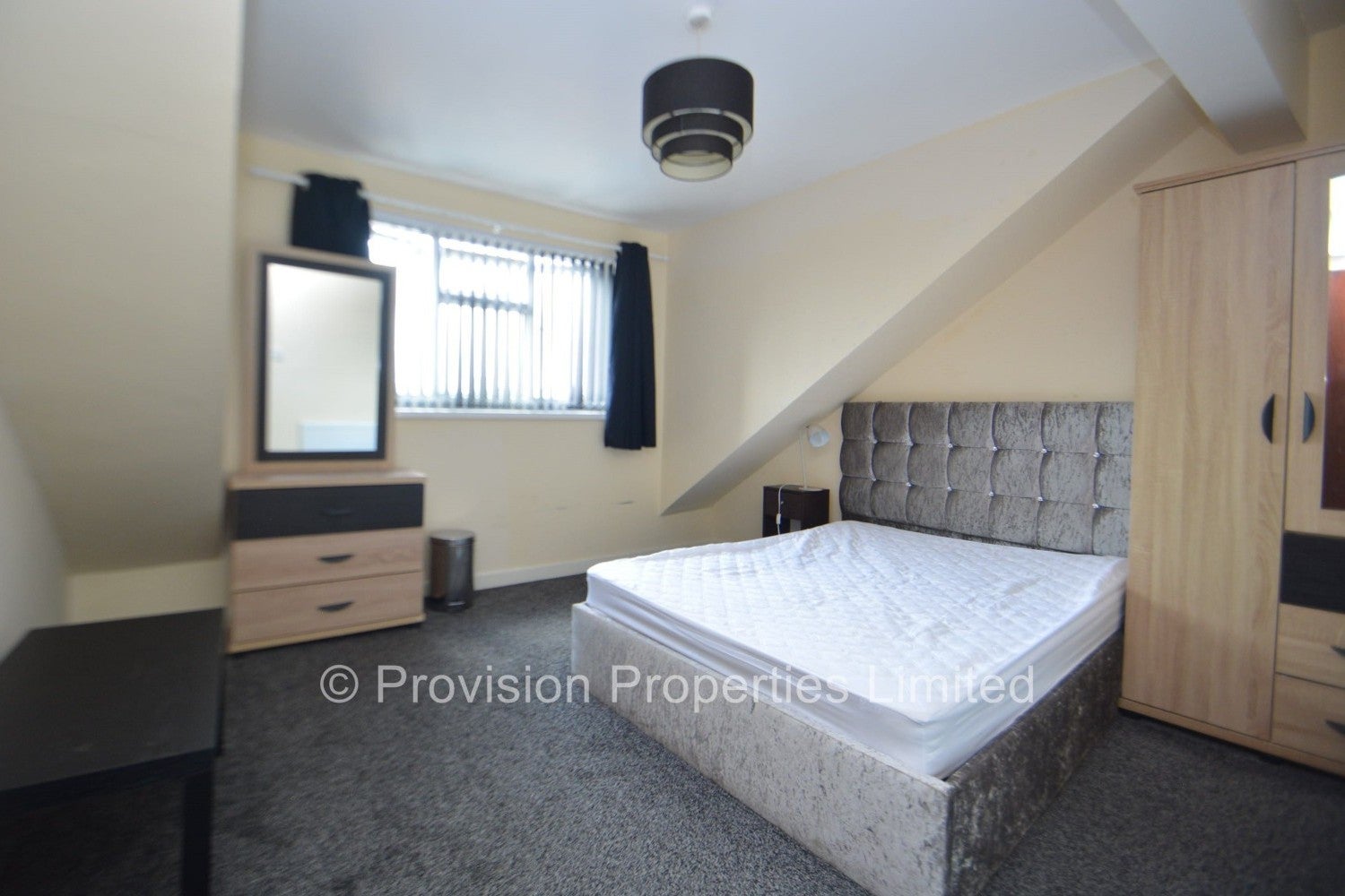 House Burley Lodge Terrace in Leeds