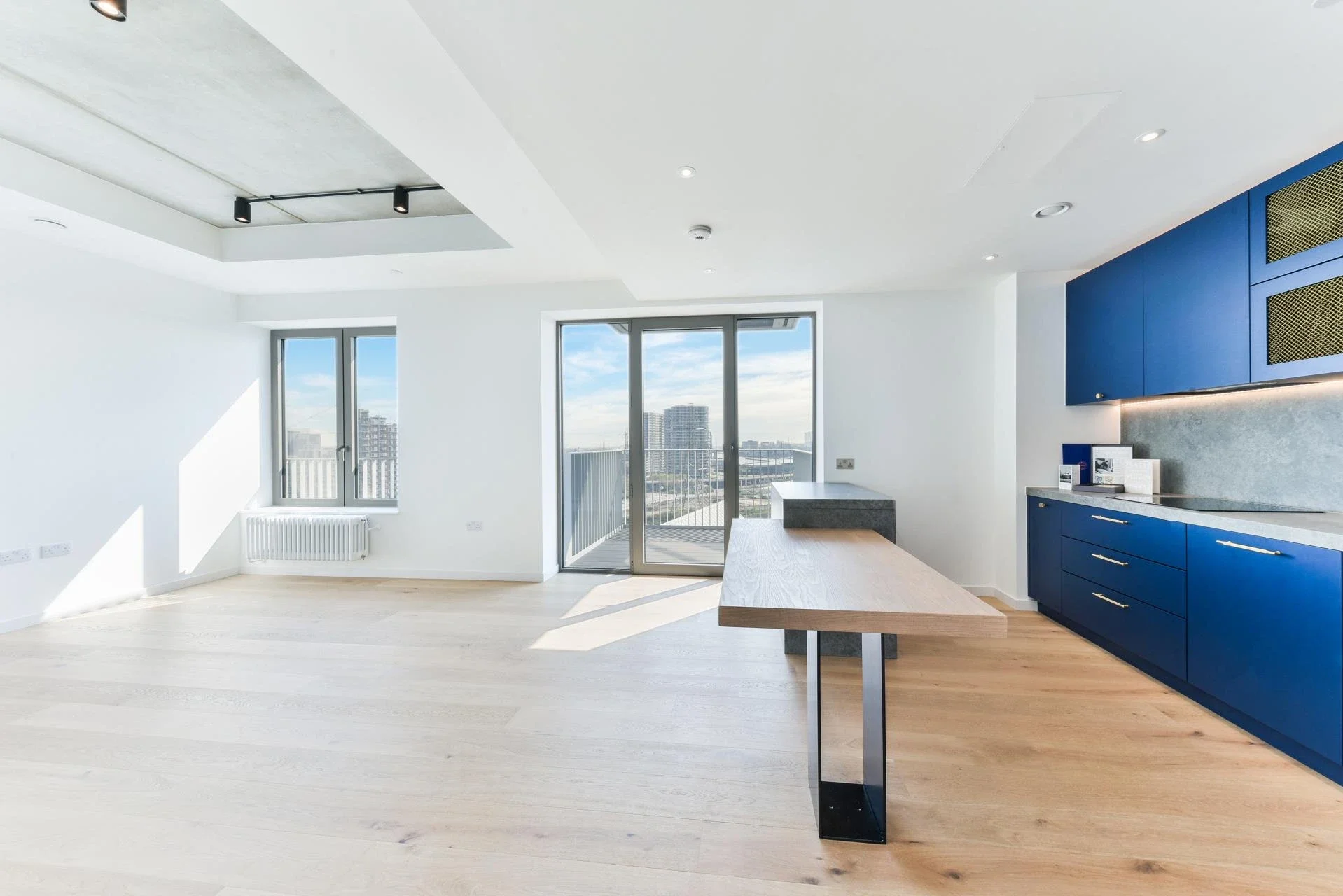 Flat Castle Slip in Greater London