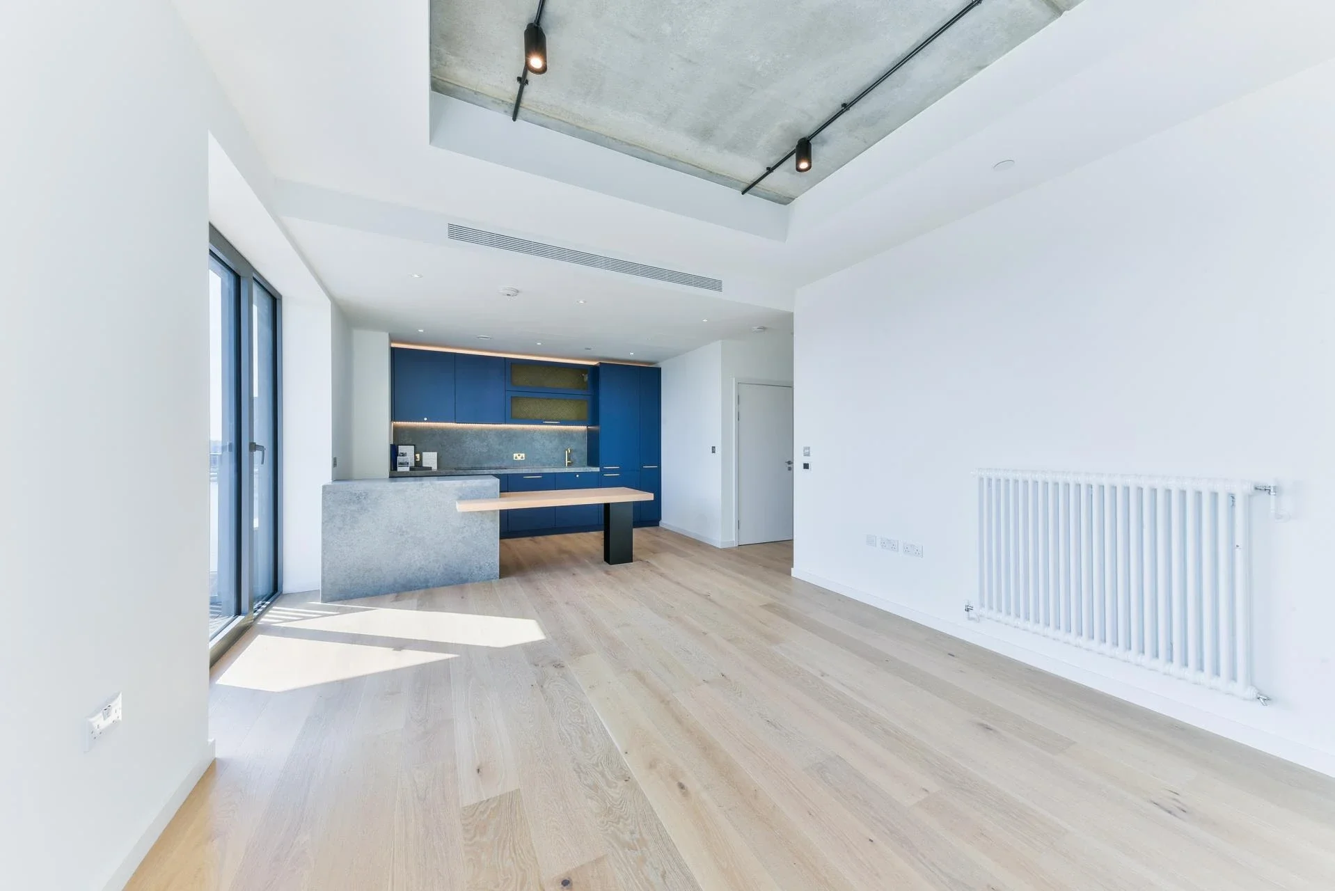 Flat Castle Slip in Greater London